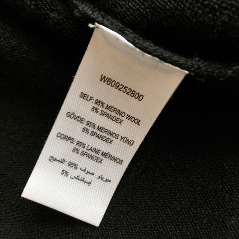 SOLD Opening Ceremony Black Peplum Sweater Size L - Picture 6 of 7